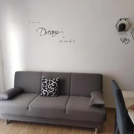 Apartment Fabio House Per Uso Turistico Fiumicino